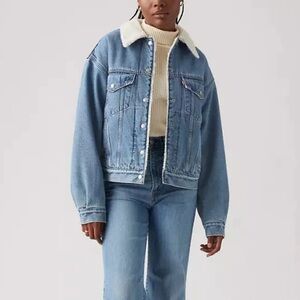 Levi’s ‘90s Sherpa Trucker Jacket